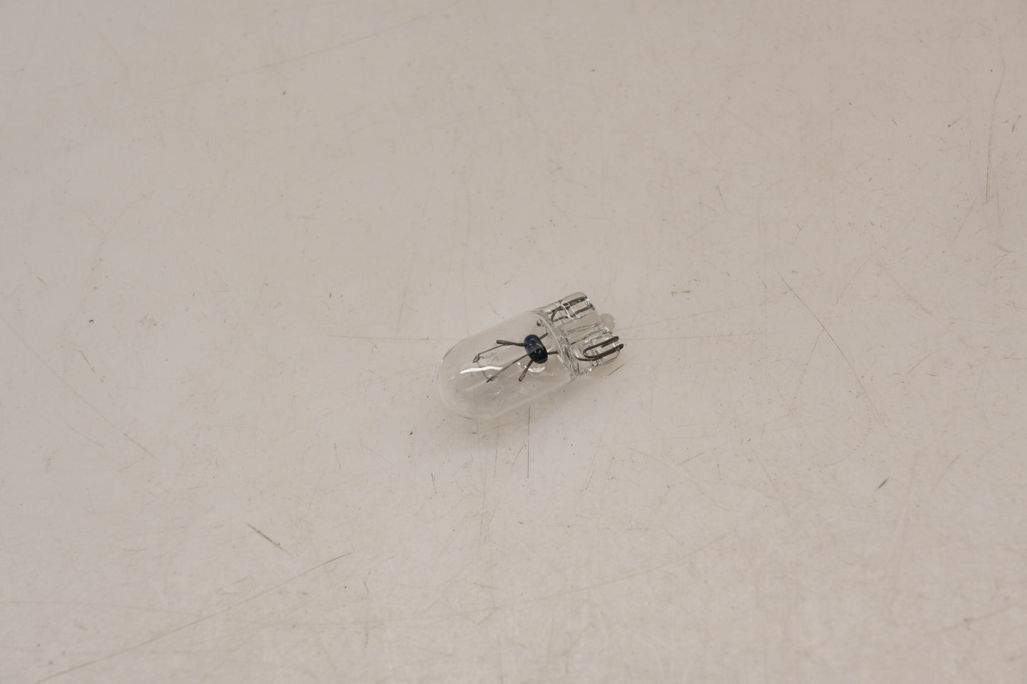 New OEM Suzuki 09471-12165 Bulb 12V 1.7W Qty 1 NOS