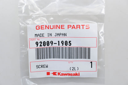New OEM Kawasaki 92009-1905 Screws Qty 2 NOS