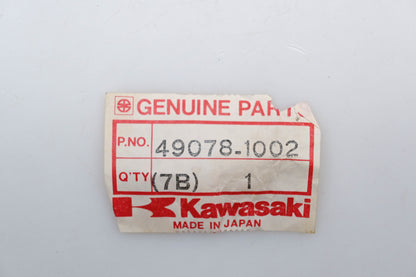 New OEM Kawasaki 49078-1002 Outer Valve Spring Qty 1 NOS