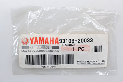 New OEM Yamaha 93106-20033-00 Oil Seal 3TU Qty 1 NOS
