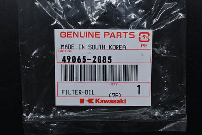 New OEM Kawasaki 49065-2085 Oil Filter Qty 1 NOS