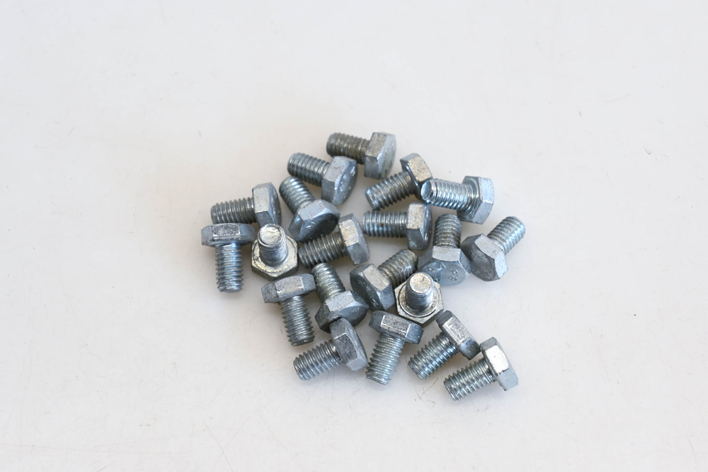 Dorman 981-210, 150-0610 M6-1.0 x 10mm Cap Screws Qty 20 NOS