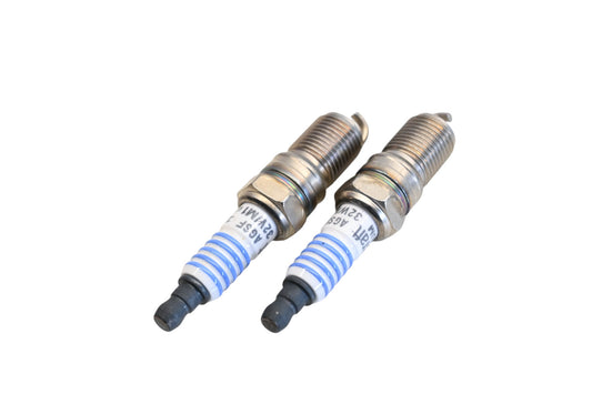 New OEM Motorcraft AGSF32WM1, ZZC2-18-110A Ford Mazda Spark Plugs Qty 2 NOS
