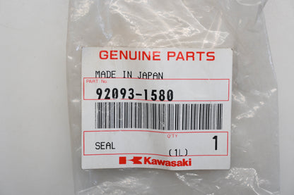 New OEM Kawasaki 92093-1580 Seal Qty 1 NOS