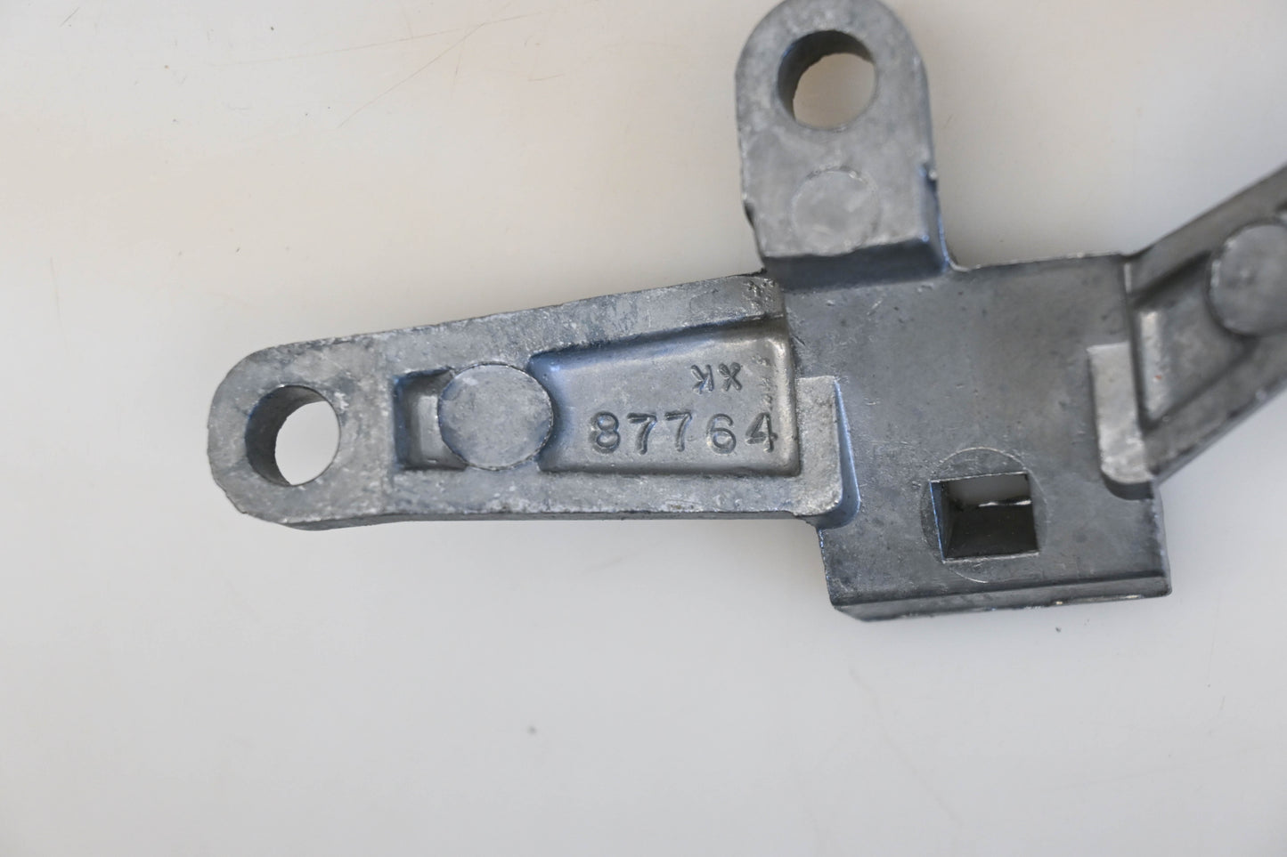 Aftermarket 87764 Rear Lower Mount Bracket Kit Qty 1 NOS