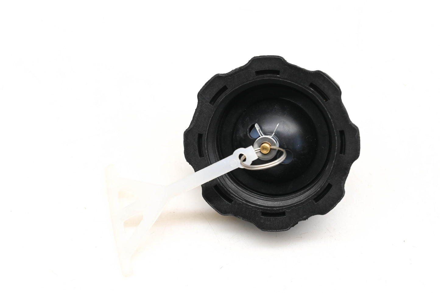 Aftermarket 36-824962A 2, 393-70020-5 Fuel Cap Assembly Qty 1 NOS