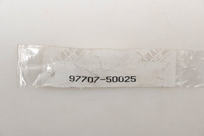 New OEM Yamaha 97707-50025-00 Tapping Screw Qty 1 NOS