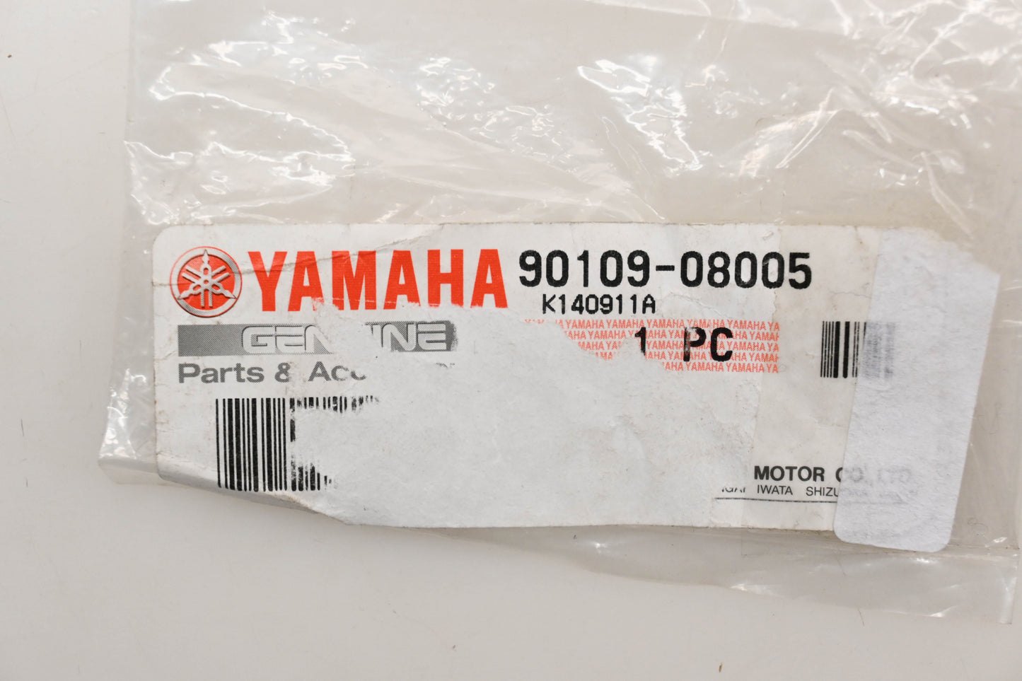 New OEM Yamaha 90109-08005-00 Bolt Qty 1 NOS