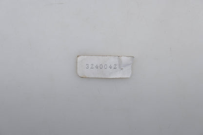 New OEM Polaris 3240042 Crank Shaft Oil Seals Qty 2 NOS