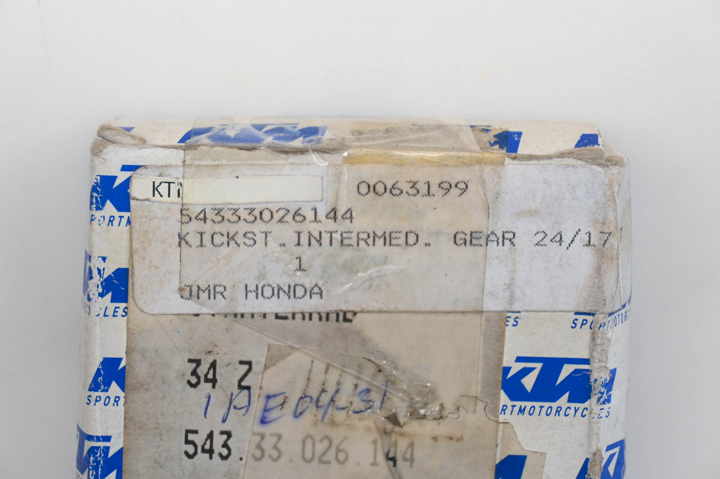 New OEM KTM 54333026144 Kickstarter Intermediate Gear Qty 1 NOS