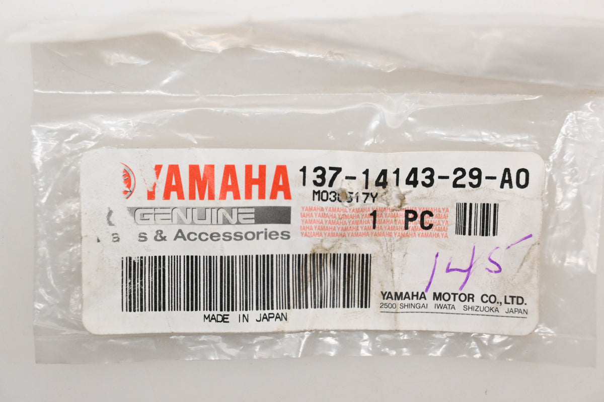 New OEM Yamaha 137-14143-29-A0 Main Jet #145 Qty 1 NOS