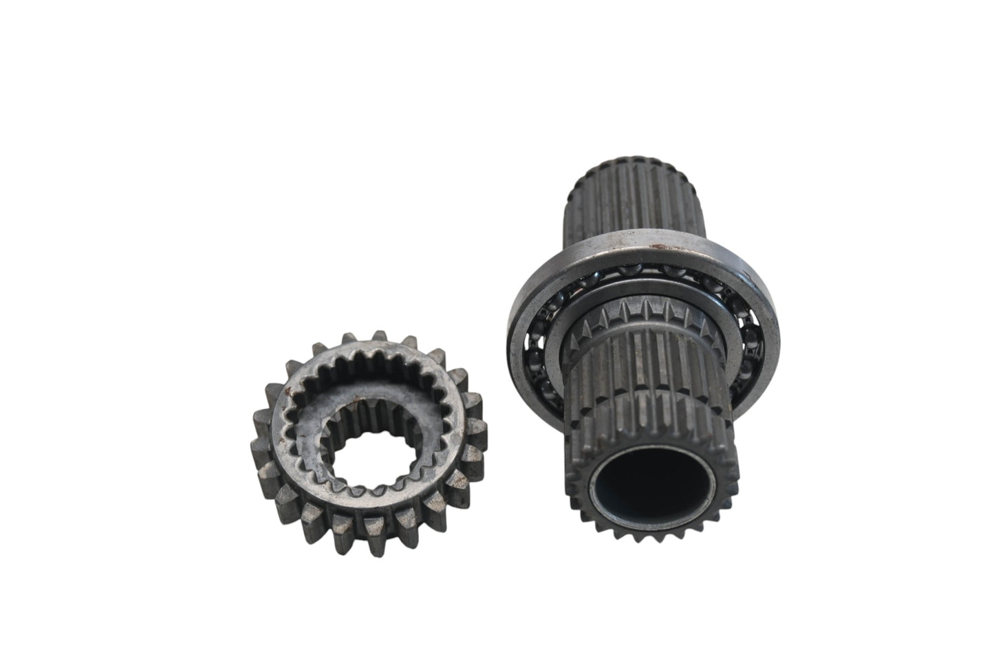 New OEM Polaris 2203282 Hub Pinion Kit Qty 1 NOS