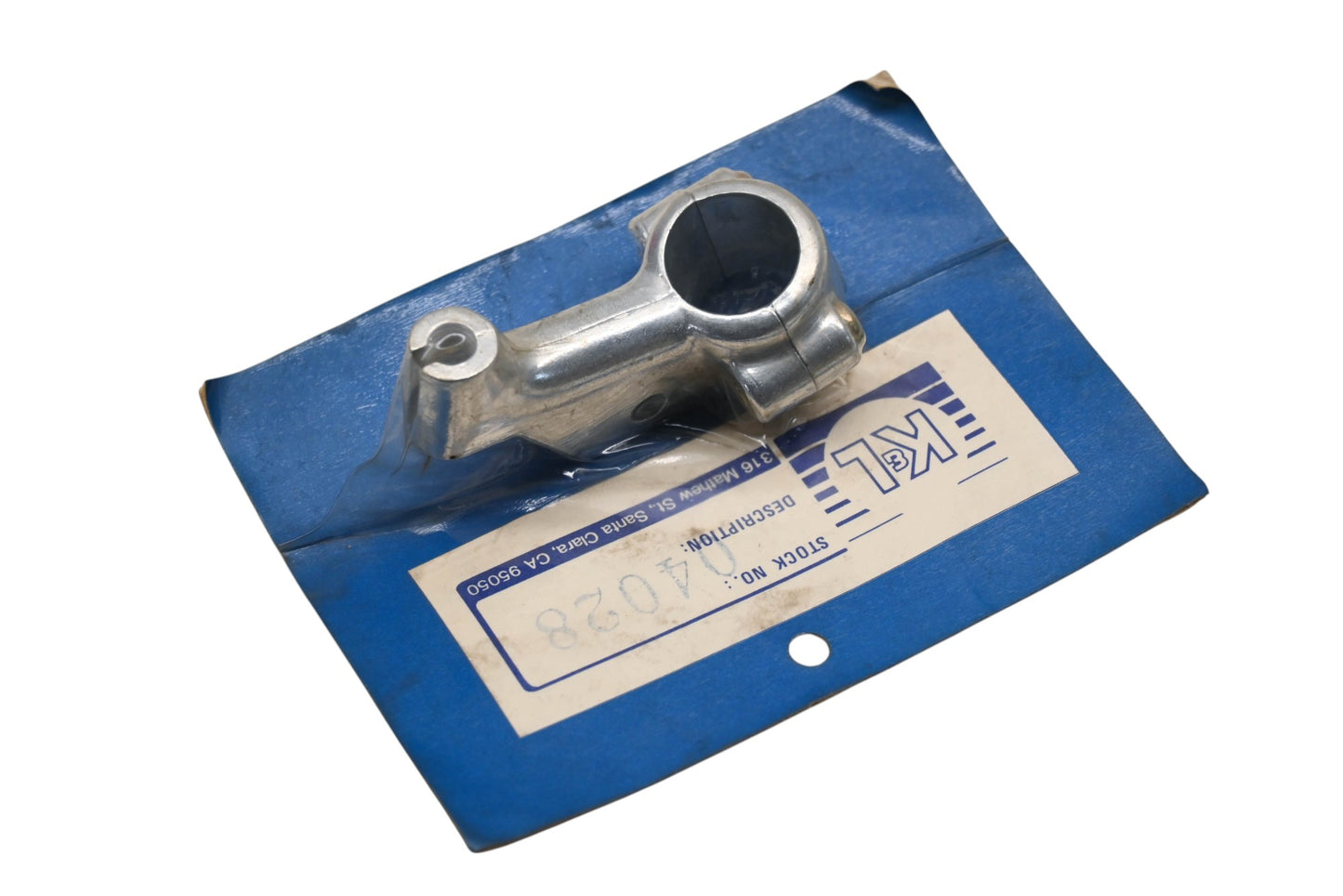 K&L 04028 Bracket Qty 1 NOS