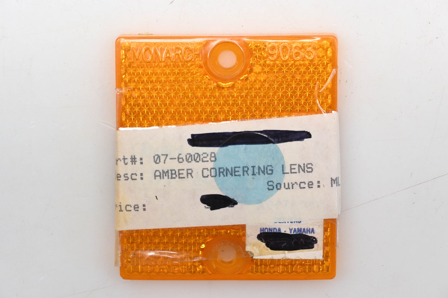 Monarch 07-60028, 9063 Amber Cornering Lens Qty 1 NOS