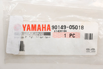 New OEM Yamaha 90149-05018-00 Screw Qty 1 NOS