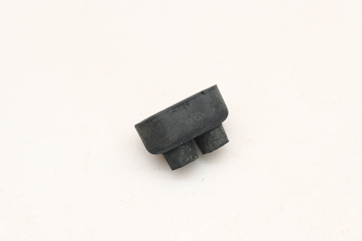 New OEM Kawasaki 92071-031 Distributor Grommet Qty 1 NOS
