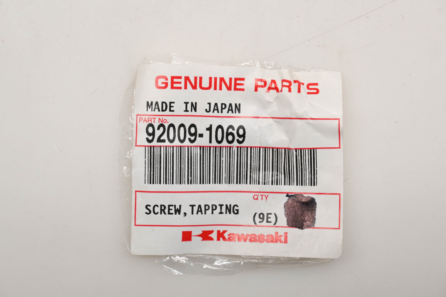 New OEM Kawasaki 92009-1069 Tapping Screw 4X25 Qty 2 NOS