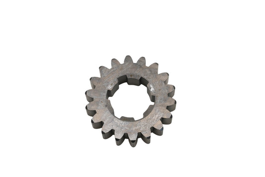 New OEM Kawasaki 13129-1077 Input 2nd Gear 18T Qty 1 NOS