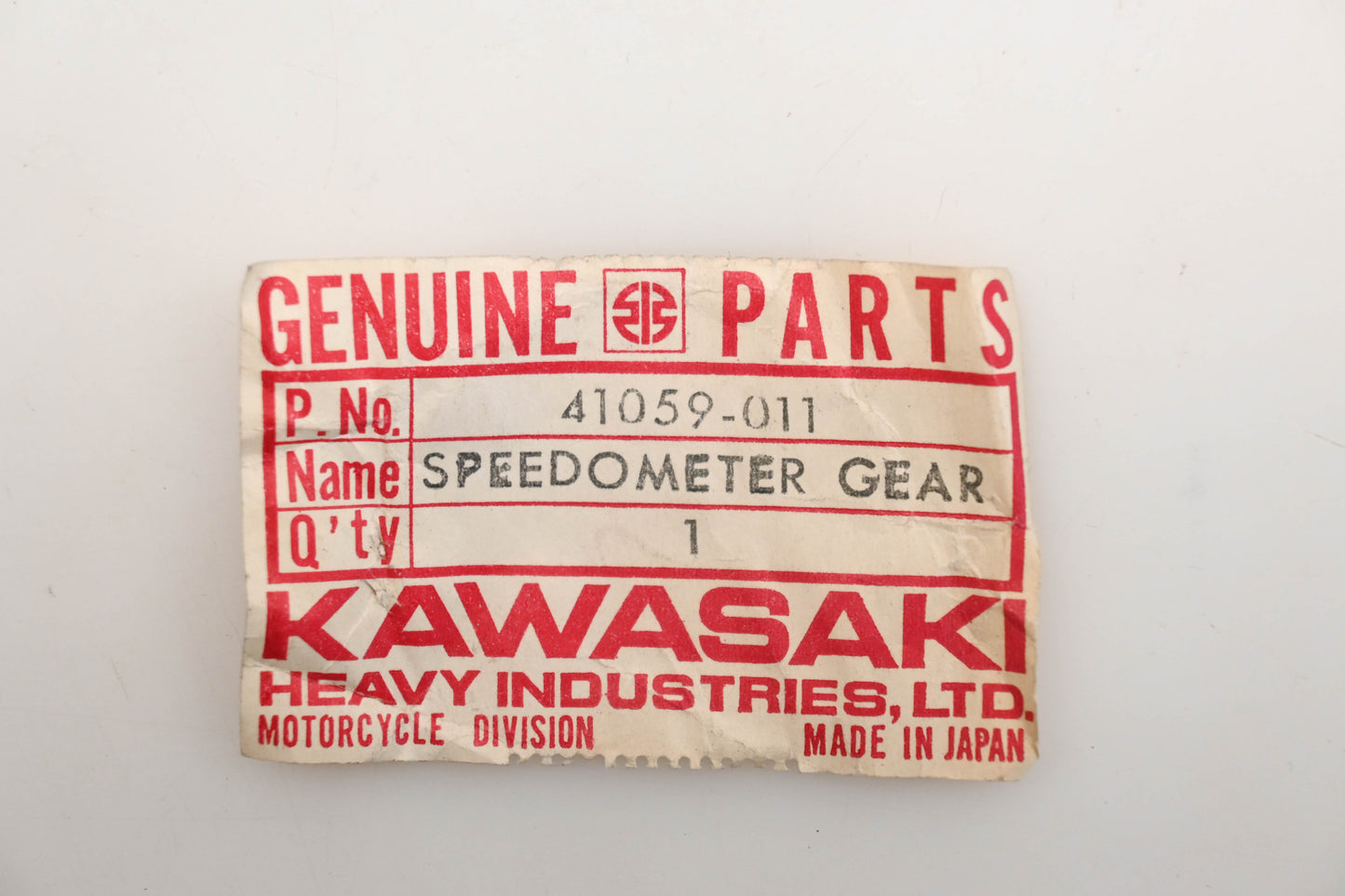 New OEM Kawasaki 41059-011 Speedometer Gear Qty 1 NOS