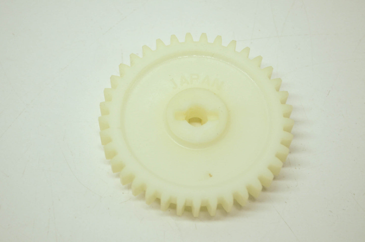 OEM Kawasaki 16085-016 Oil Pump Gear NOS