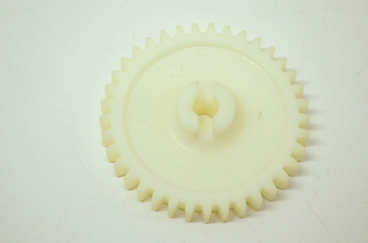 OEM Kawasaki 16085-016 Oil Pump Gear NOS