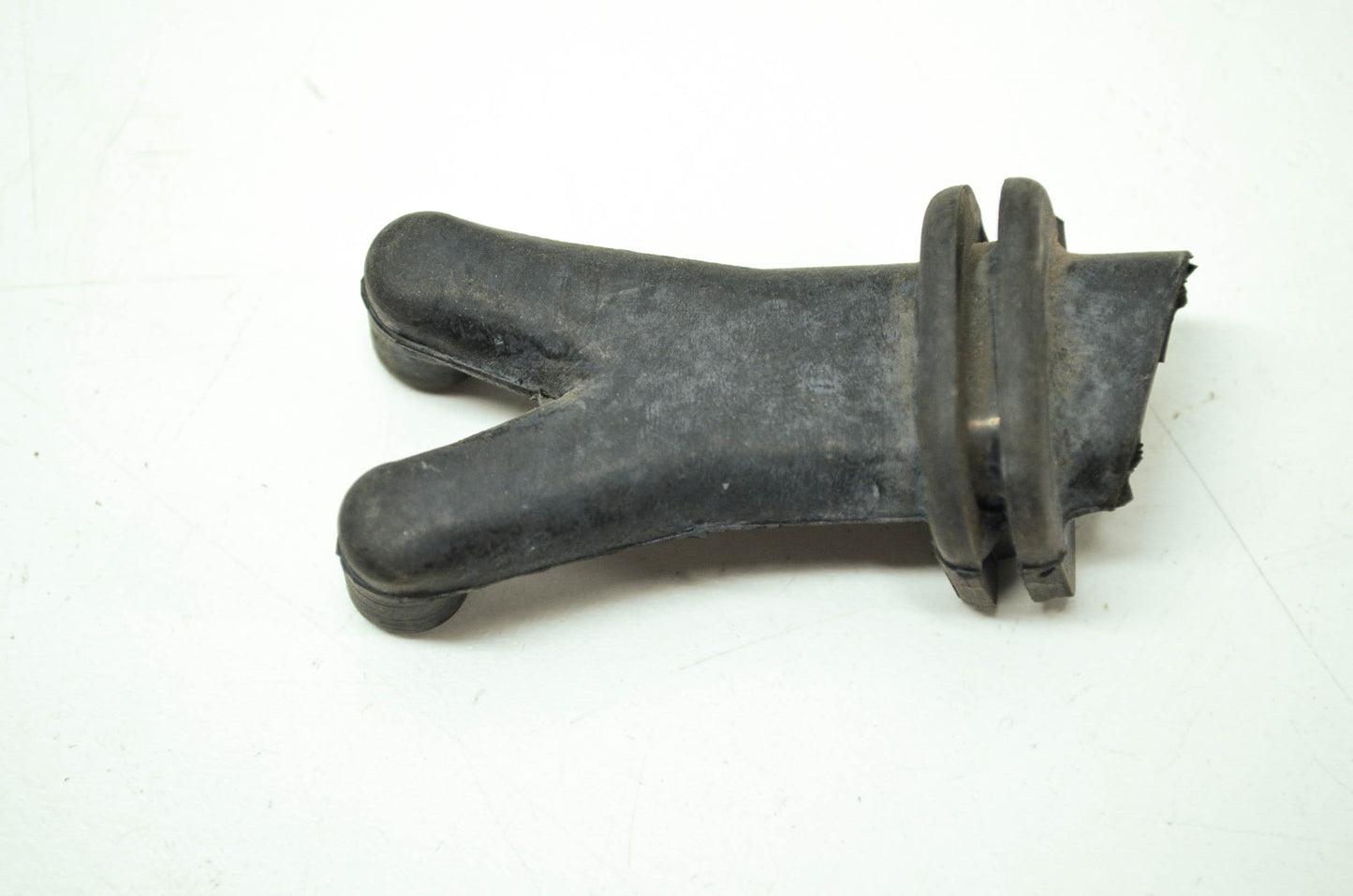 OEM Kawasaki 16136-005 Overflow Pipe Grommet NOS
