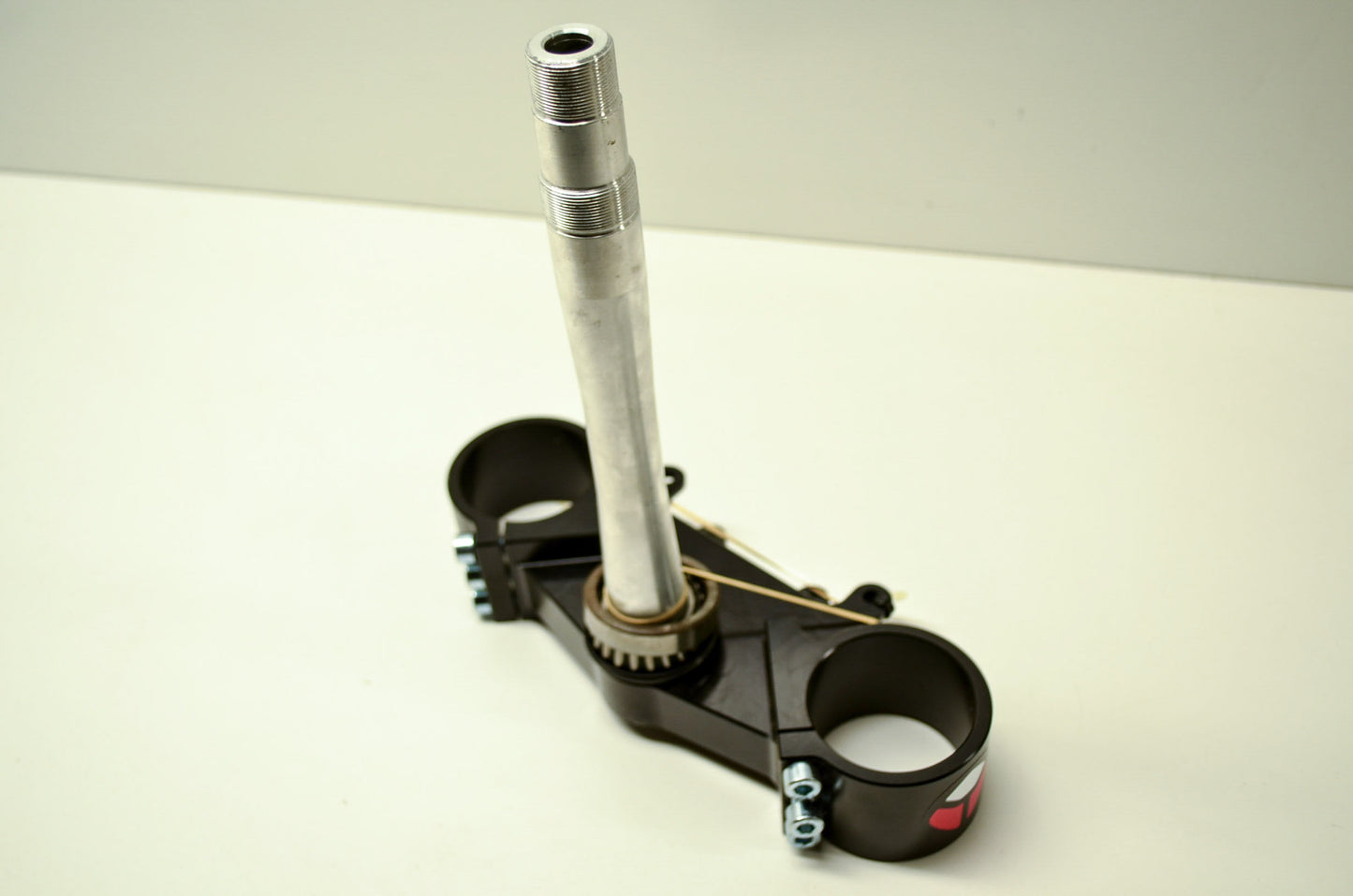 Tag Lower Triple Clamp & Bearing 2005 YZ125