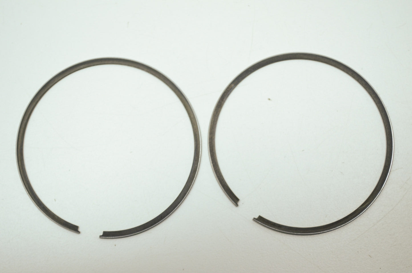 OEM Yamaha 8DG-11603-00-00 Piston Ring Set NOS