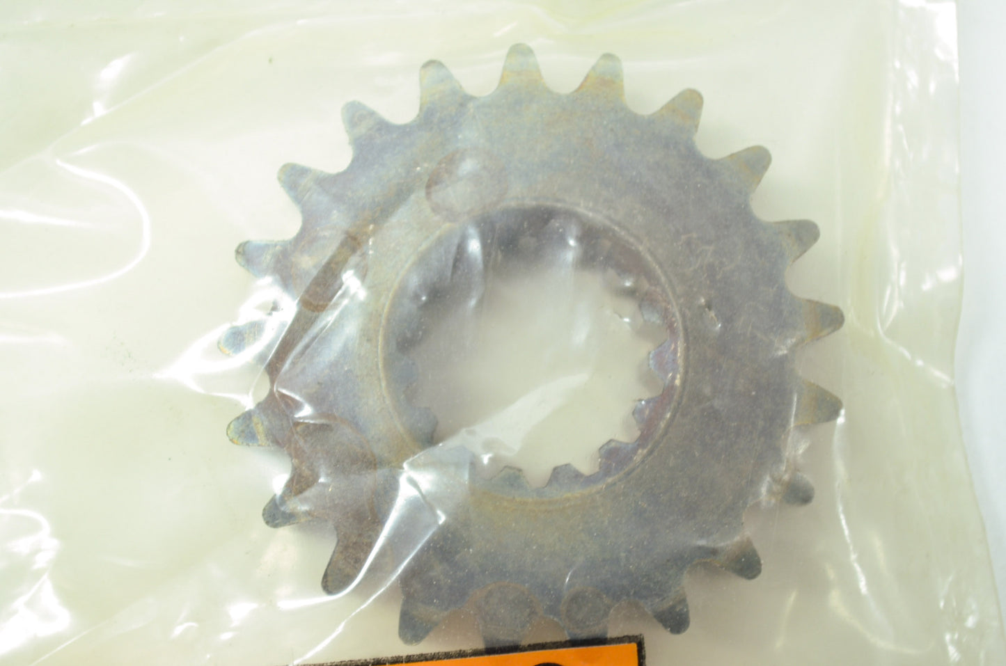 OEM Yamaha 89J-17682-10-00 Chain Driven Sprocket 21T NOS