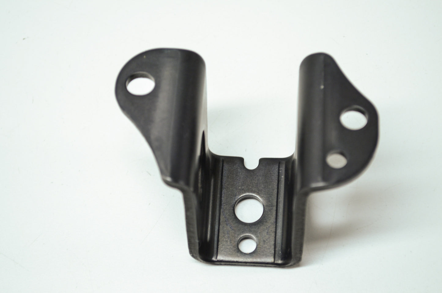 OEM Yamaha 8EK-21415-00-00 Front Upper Bracket NOS
