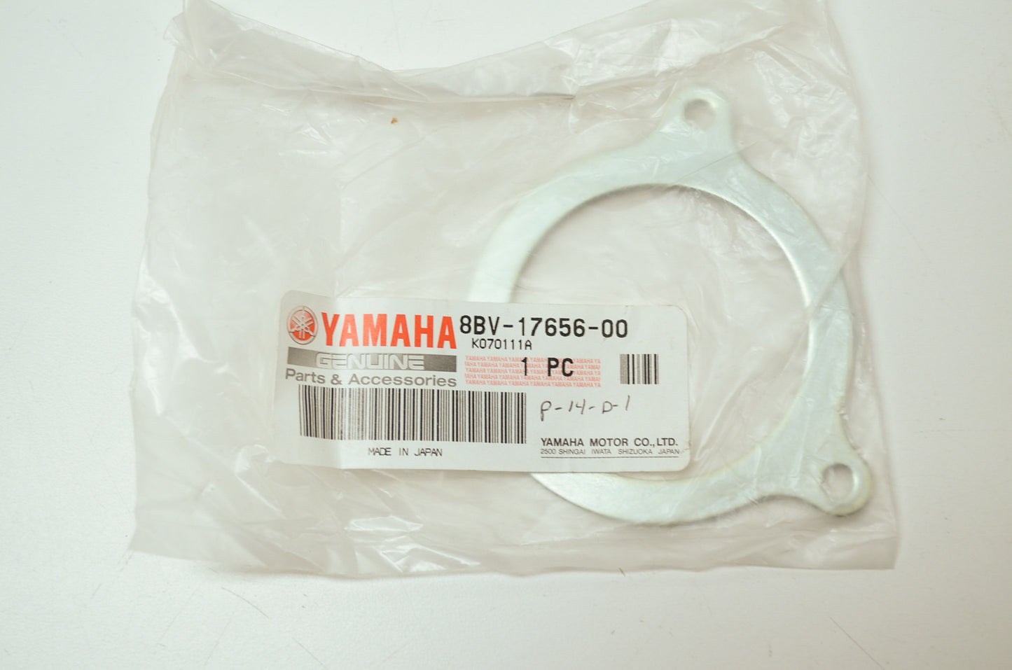 OEM Yamaha 8BV-17656-00-00 Holder Stopper NOS