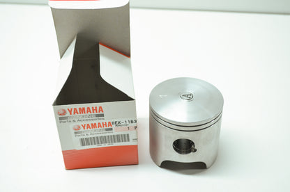 OEM Yamaha 8EK-11631-00-A0 Piston STD NOS