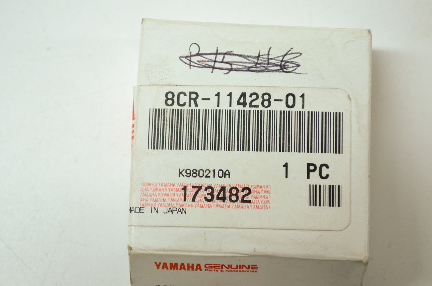OEM Yamaha 8CR-11428-01-00 Bearing 1 NOS