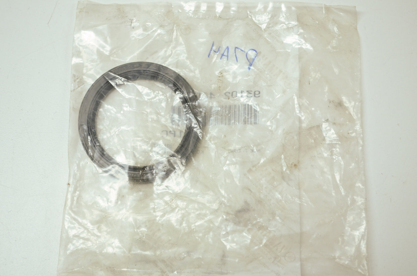 OEM Yamaha 93102-40014-00 Oil Seal NOS