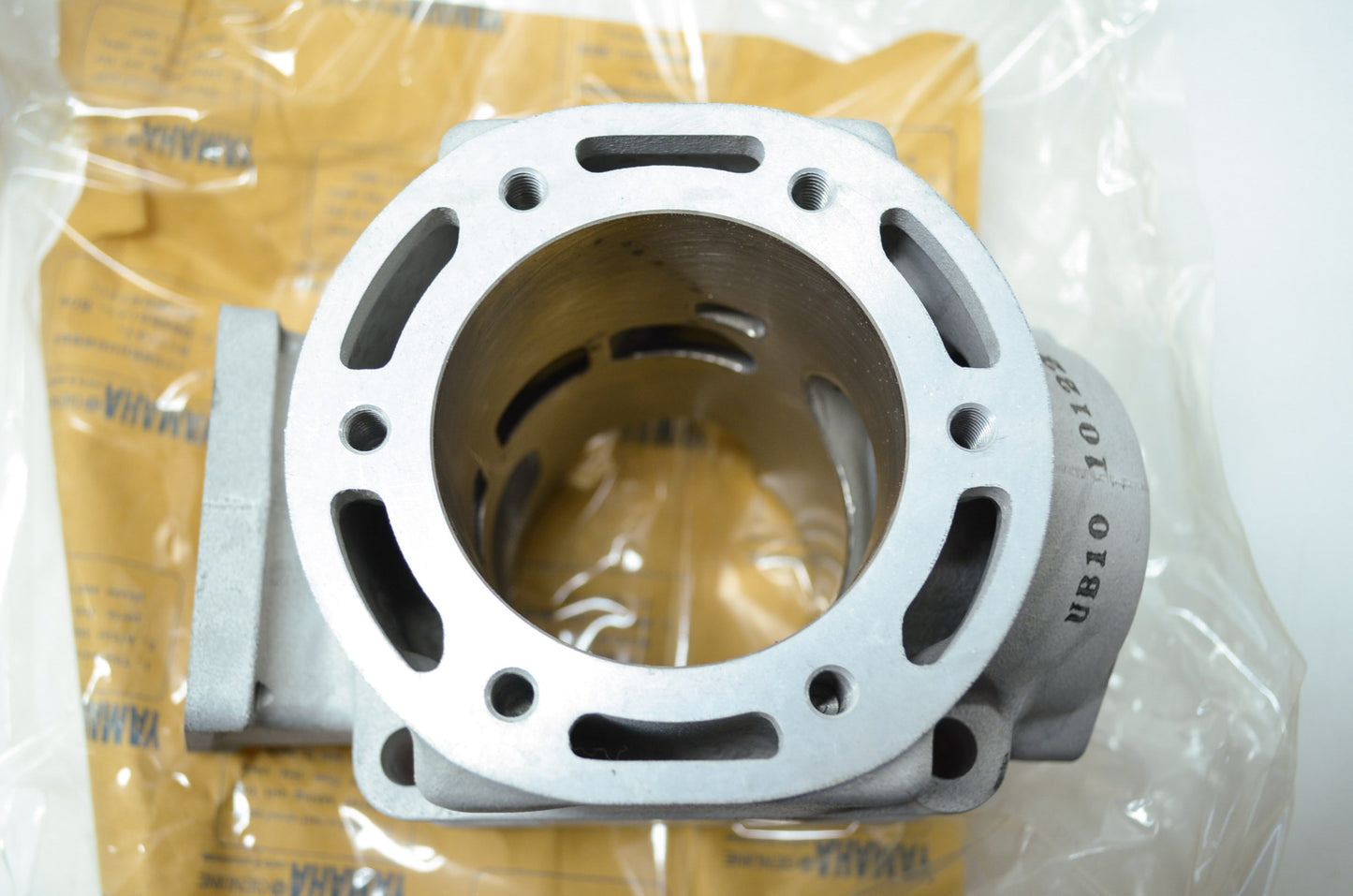 OEM Yamaha 8CR-11311-00-00 Cylinder 1 NOS