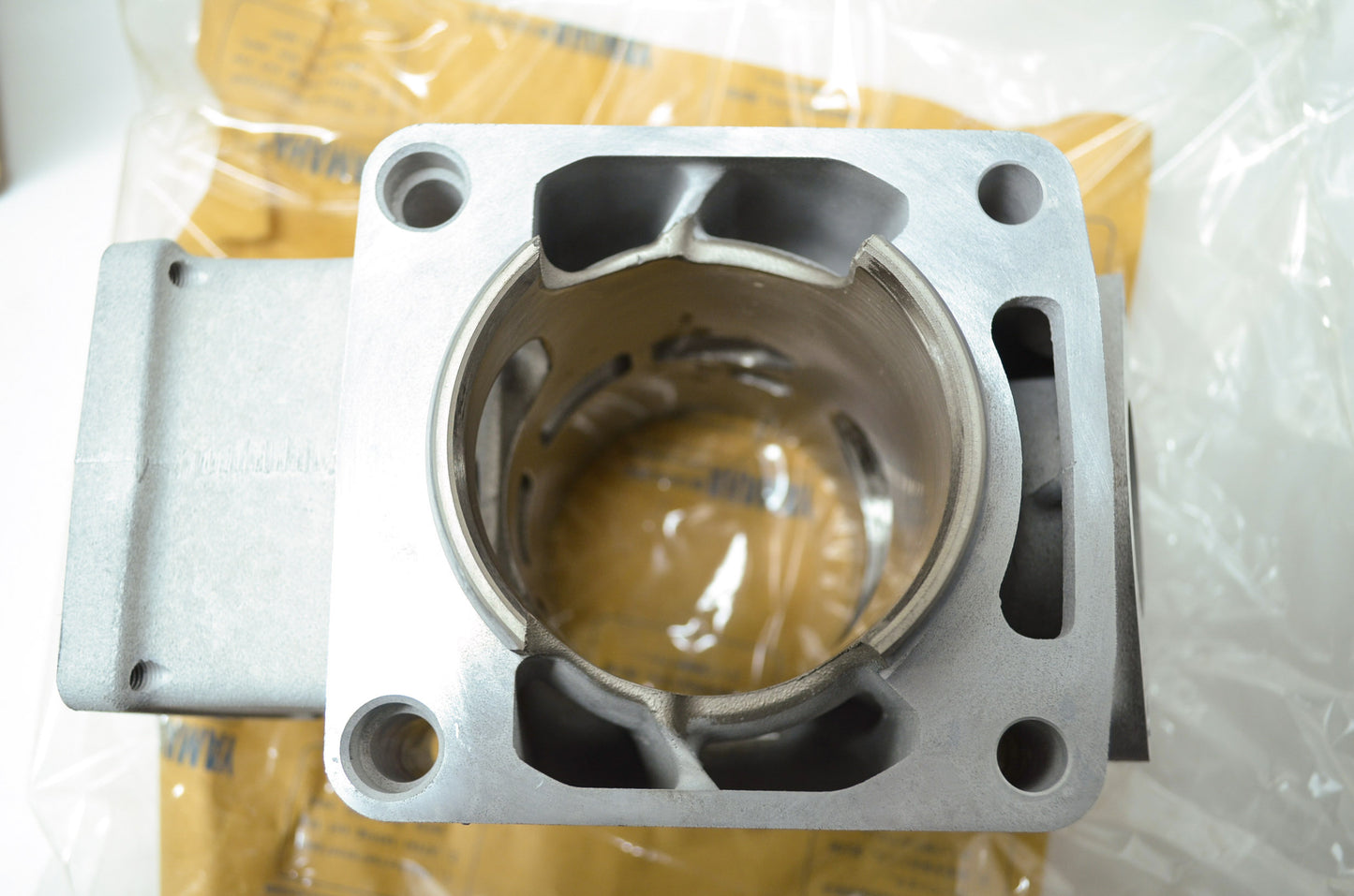 OEM Yamaha 8CR-11311-00-00 Cylinder 1 NOS
