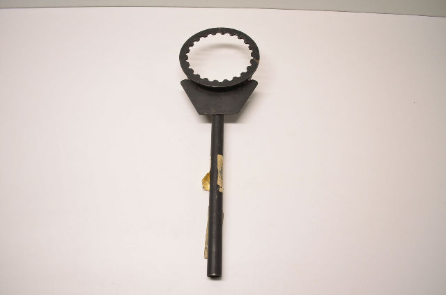 Clutch Holder Tool