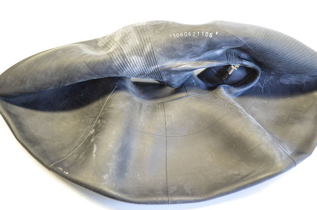 Kenda N-0903, 73605222 Inner Tube 22x11x9 TR-6` NOS