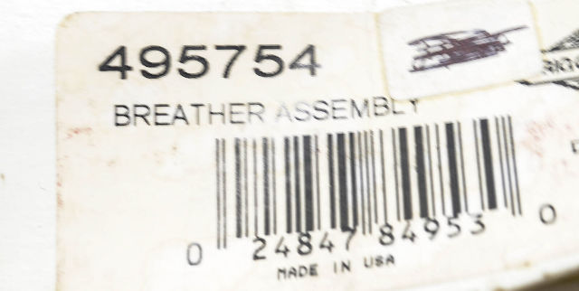 OEM Briggs & Stratton 495754 Breather Assembly NOS