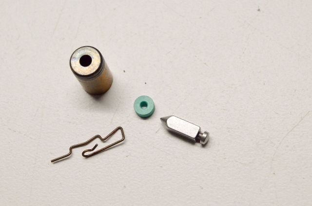 OEM Briggs & Stratton 394683 Float Valve and Seat Kit NOS