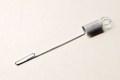 OEM Briggs & Stratton 690319 Governor Spring NOS