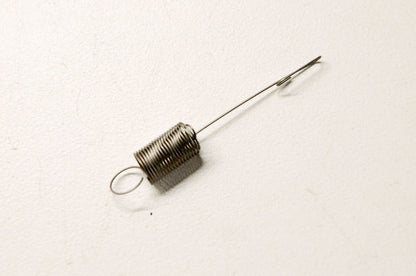 OEM Briggs & Stratton 260041 Governor Spring NOS