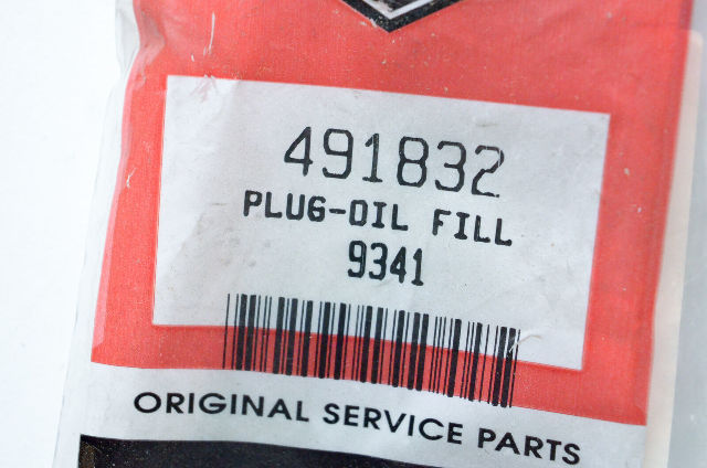 OEM Briggs & Stratton 491832 Oil Fill Dipstick Plug NOS