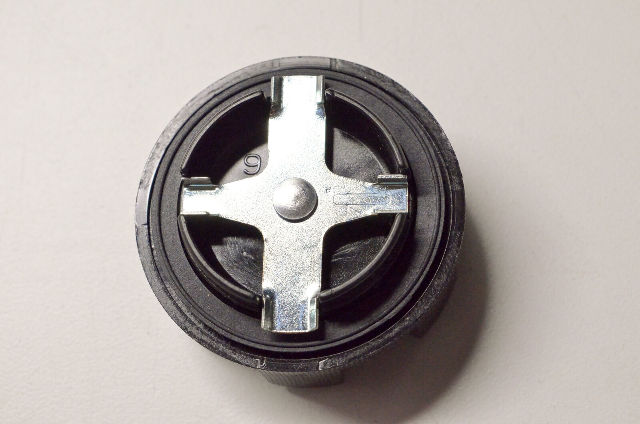 OEM Briggs & Stratton 494559 Fuel Tank Cap NOS