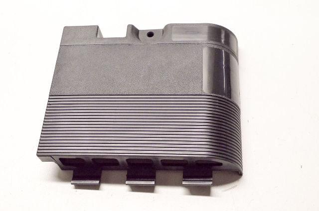 OEM Briggs & Stratton 692298 Air Cleaner Cover NOS