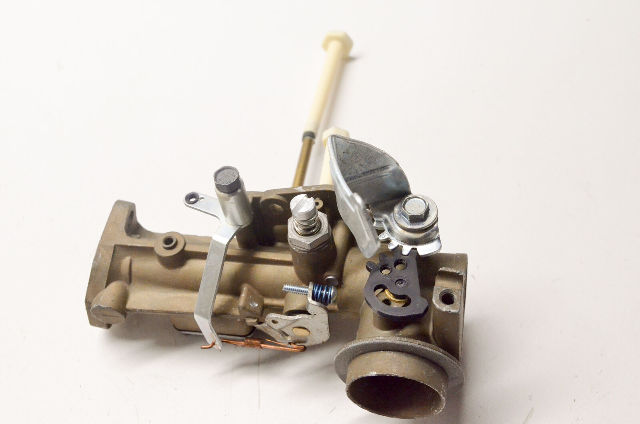 OEM Briggs & Stratton 397135 Carburetor NOS