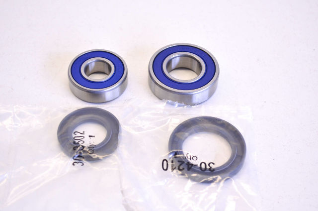 Moose Racing A25-1035 Wheel Bearing Seal Kit NOS